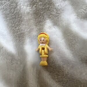 Vintage 1989 Bluebird Polly Pocket Doll Replacement Figure 1 Yellow Outfit